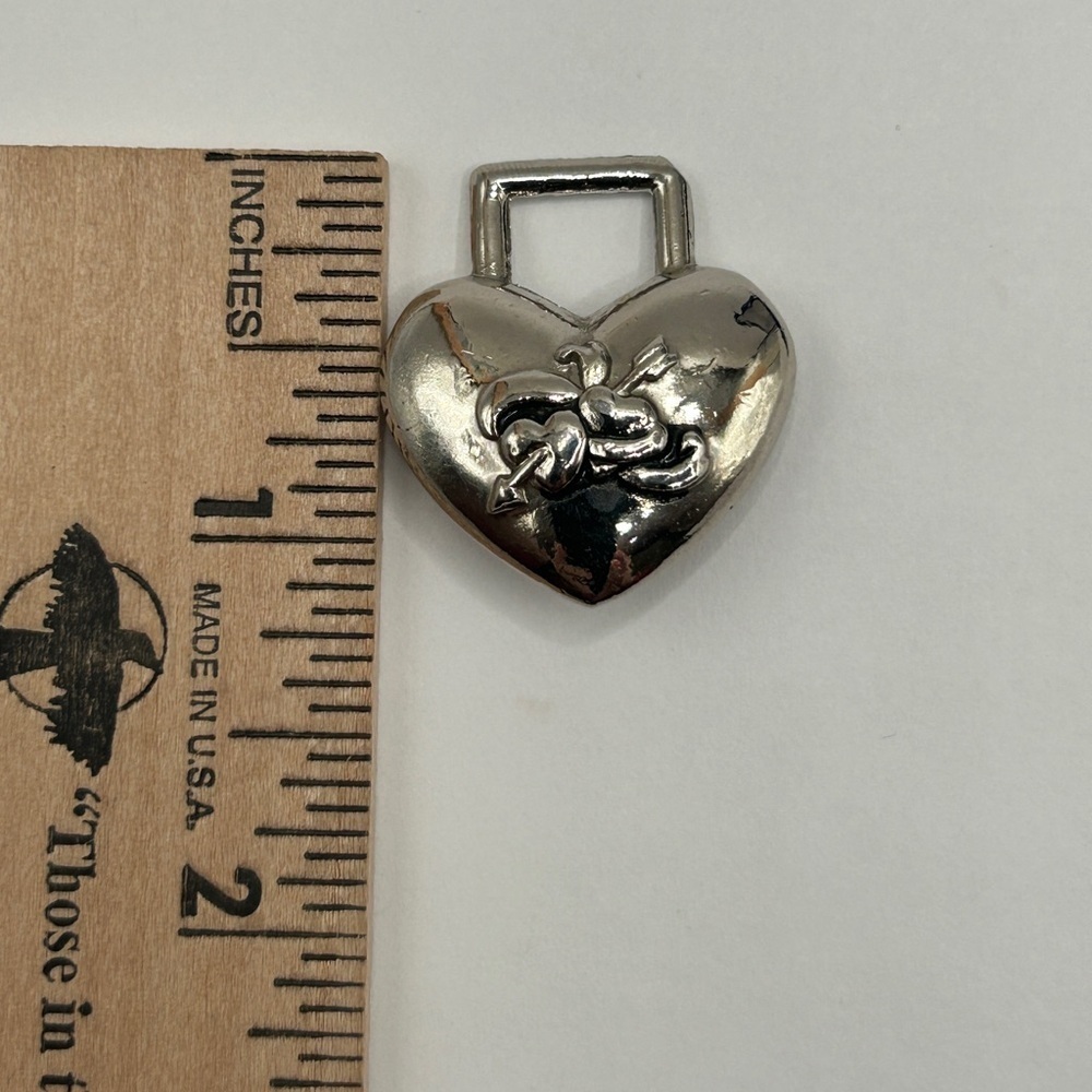 Vintage Silver Heart Lock Pendant Necklace - Picture 5 of 10
